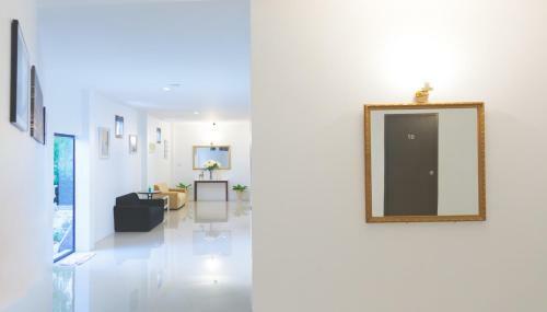 B.s Boutique Hotel