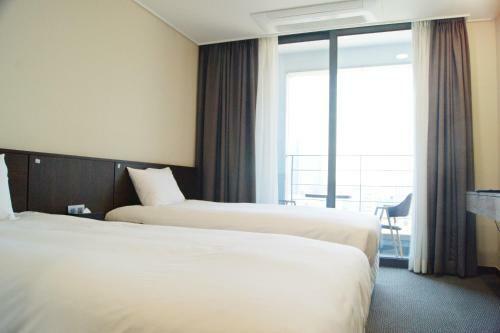 Riviera Incheon Airport Hotel