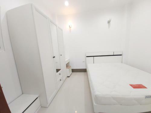 Bamboo Castle Apartment