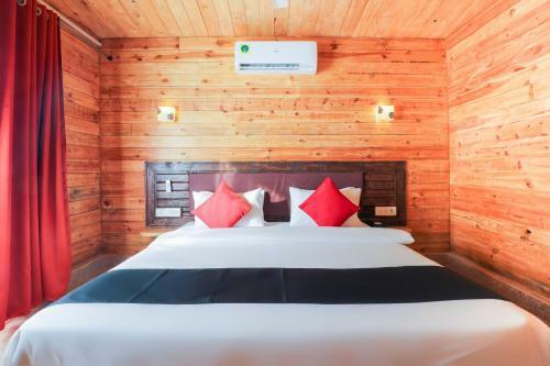 Hotel Bliss Water Resort