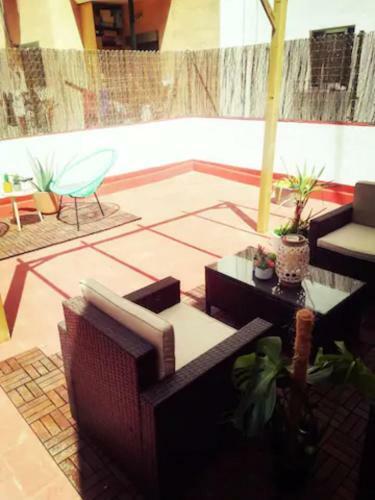 M2 Cool Apartment Next To Metro. 15m To Center