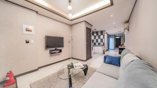 White Beach Pension