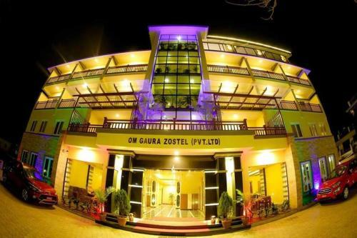 Albergue Om Gaura Hotel