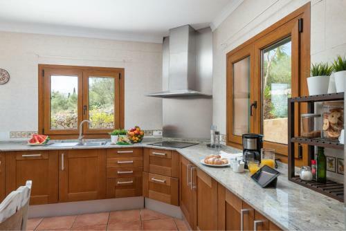New! Villa Es Puig With Pool, Bbq, Wifi