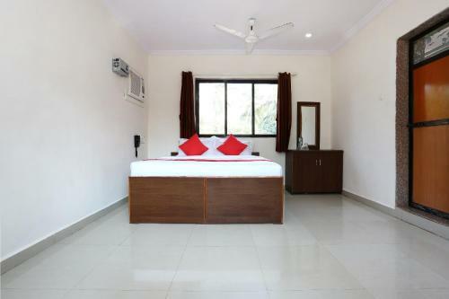Hotel Oyo 24163 C Beach Resort
