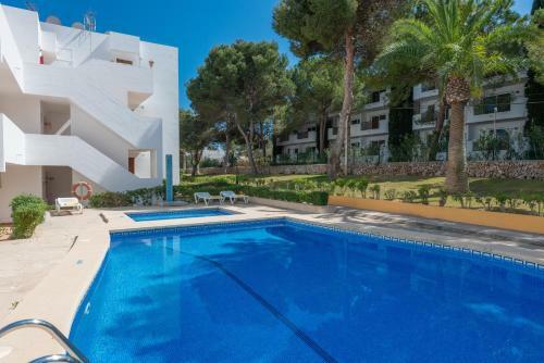 Magnific Apartment With Pool Close To The Ferrera Beach