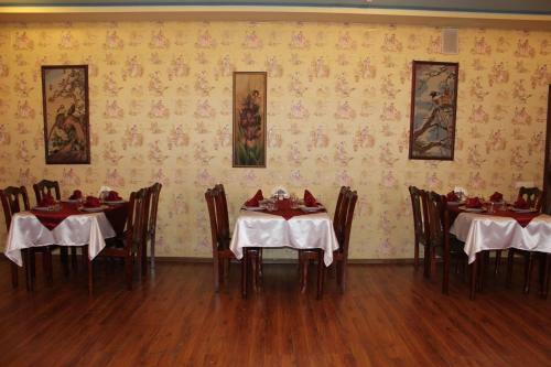 Pekin Hotel