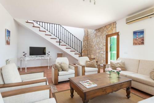 Beautiful Villa Puig Des Call For 18 Guests With Pool