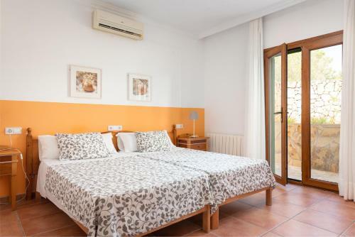 Beautiful Villa Puig Des Call For 18 Guests With Pool