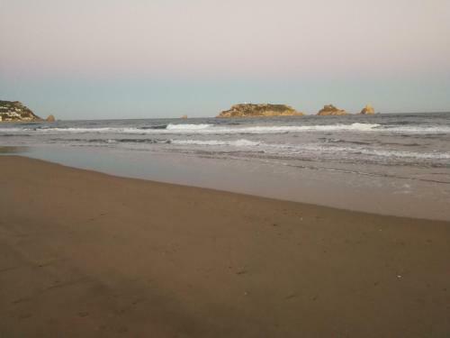 L�estartit, Estudio En Primera Linea De Mar.