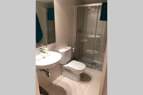 Apartamento Nuevo,con Parking Y Ascensor