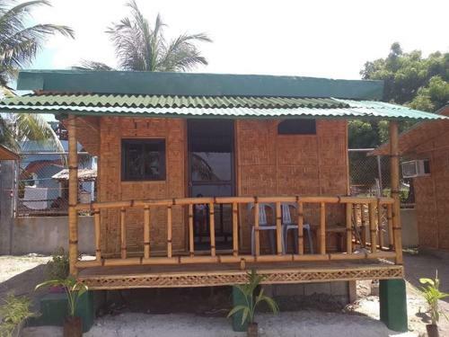 Hotel Hutkins Beach