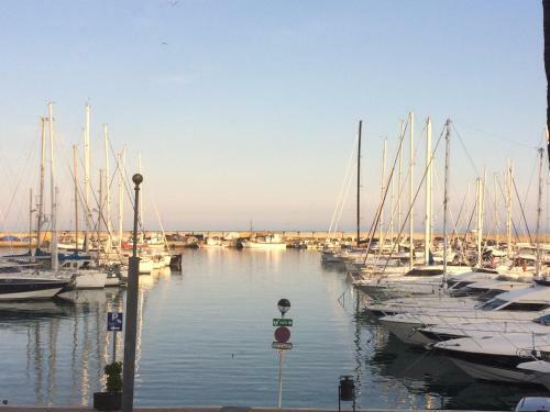 Estepona Port Apartment