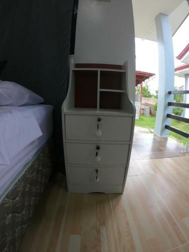 Hostal Paradise Beach Guest House