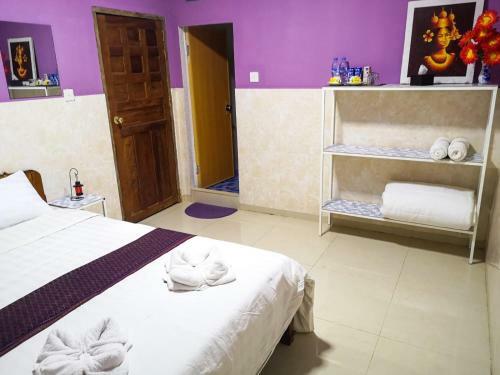 Hotel Route 76 Guest House