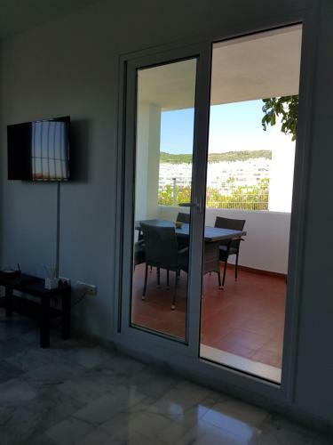 Luxury And Secluded Apartment Set In Valle Romano