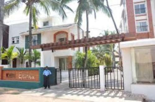 14) Very Modern Furnished Serviced Apartment