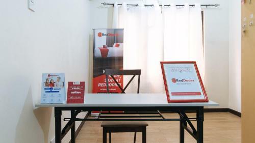 Hotel Reddoorz Hostel @ Beaufront Transient Place Ilocos Sur