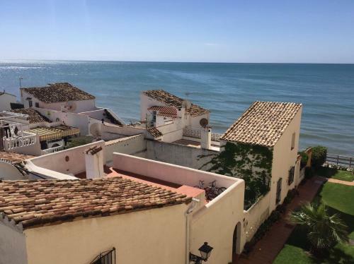 Apartamento Casa Cachita-en 1� L�nea De Playa