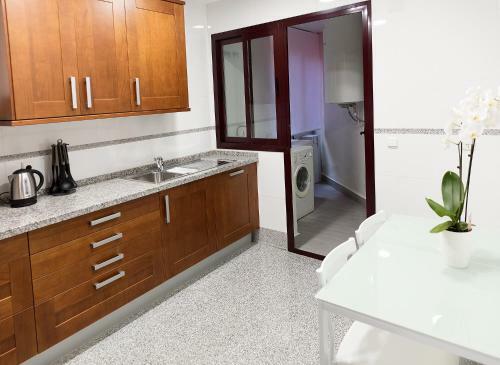 Marina Luxury Apartment