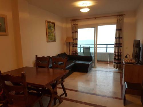 Apartamento 2 Dormitorios Primera L�nea De Playa
