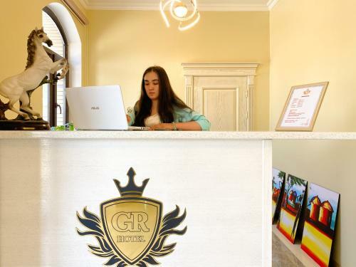 Golden Ray Hotel