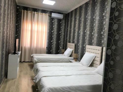 Golden Ray Hotel
