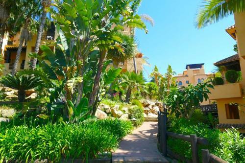 Apartamento 18-urbanizaci�n El Campanario