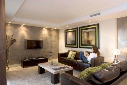 Heaven Beach Apartments, Apt 402