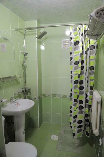 Sukhrob Barzu Hotel