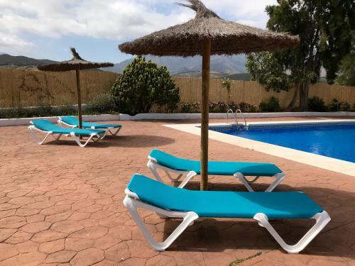 Estepona Golf Apartment With Seaview