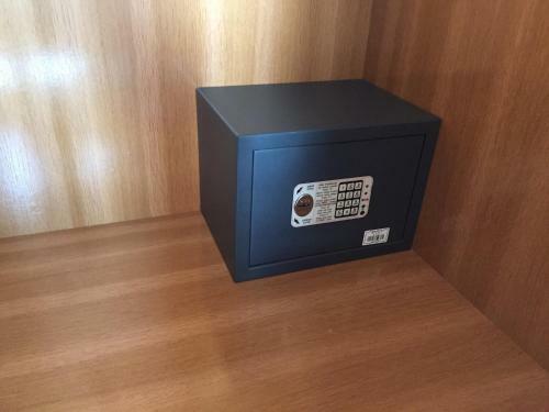 Seaview Luxury Penthouse Apartment 24 Hour Security And Underground Parking