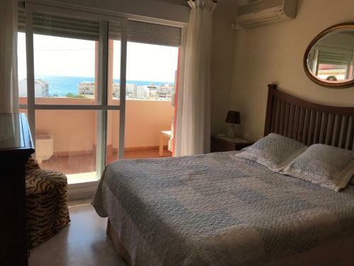 Apartamento Sub-�tico Con Parking En El Centro De Estepona