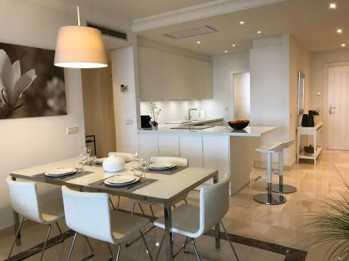 Apartamento Modern Appartement Met Zeezicht Benahavis-marbella