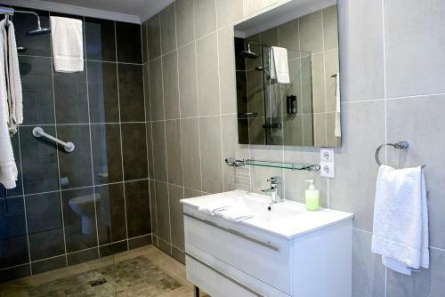 Villa Casa Michael - El Paraiso, Marbella