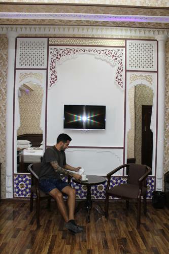 Sharq Plaza Hotel