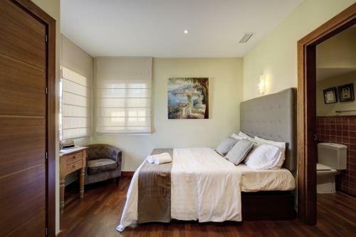 Villa 44b Calle De La Grulla