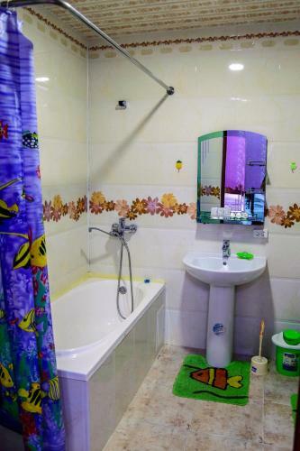 Hostal Murod Yusufiy Guest House