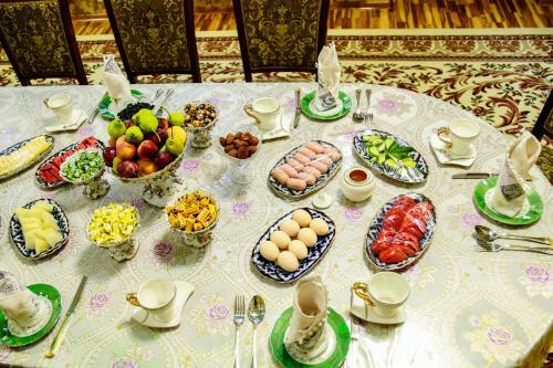 Hostal Murod Yusufiy Guest House