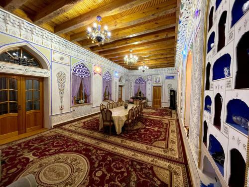 Hostal Shukrona Guest House