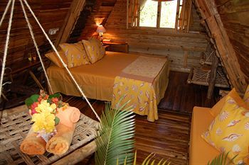 Chalet Tropical Village