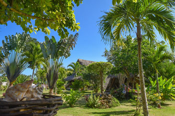 Chalet Tropical Village