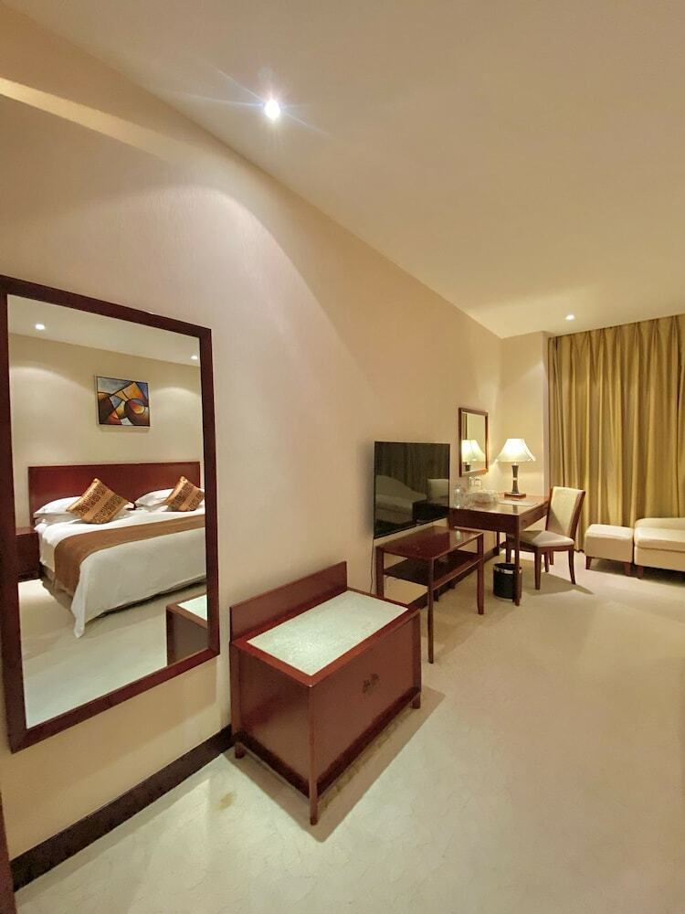Beijing Palace Soluxe Hotel Astana