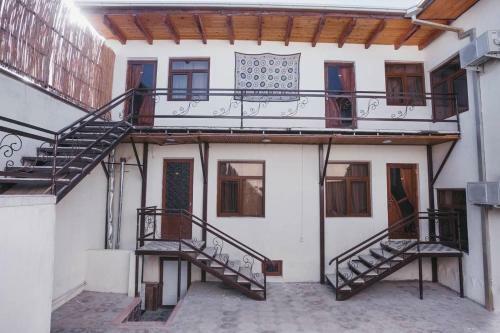 Hostal Yasmina Hotel