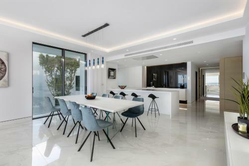 Apartamento Ultimate Beachfront Rental Infinity Sunset Rdr155