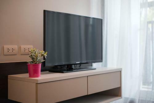 Bangtao Beach Apartment