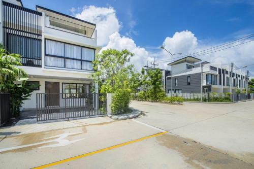 3 Bdr Laguna Park Phuket Holiday Home, Nr. 19