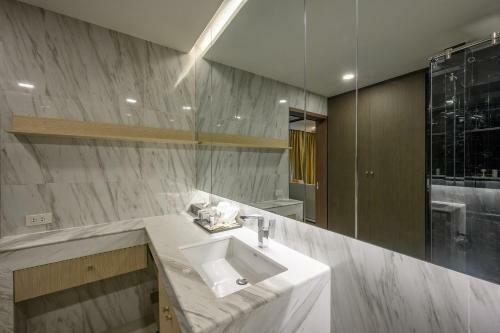 Hotel Mida Grande Villas Phuket Sha Extra Plus