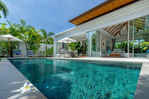 Sunny 3br Villa With Private Pool At Bangtao Beach