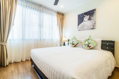 Villa 3bdr Townhouse 800m From Bangtao Beach